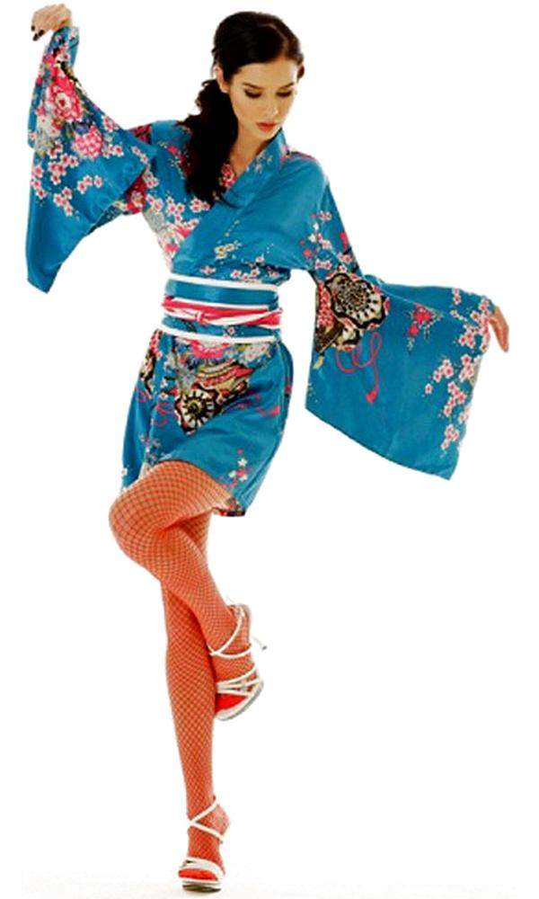 blue kimono outfit
